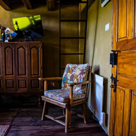 Ptasia Osada Semesterbostad Gardna Wielka