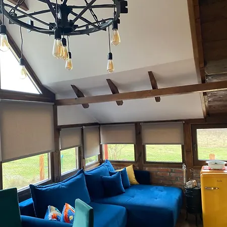 Ptasia Osada Semesterbostad Gardna Wielka